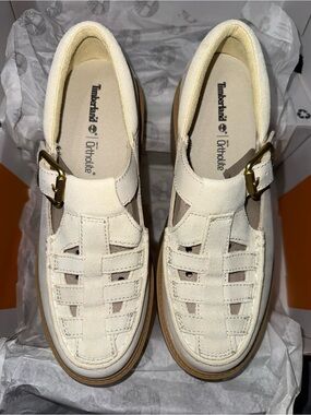 ✨ NWB - Timberland Stone Street Platform Buckle Shoe - Women’s 8.5